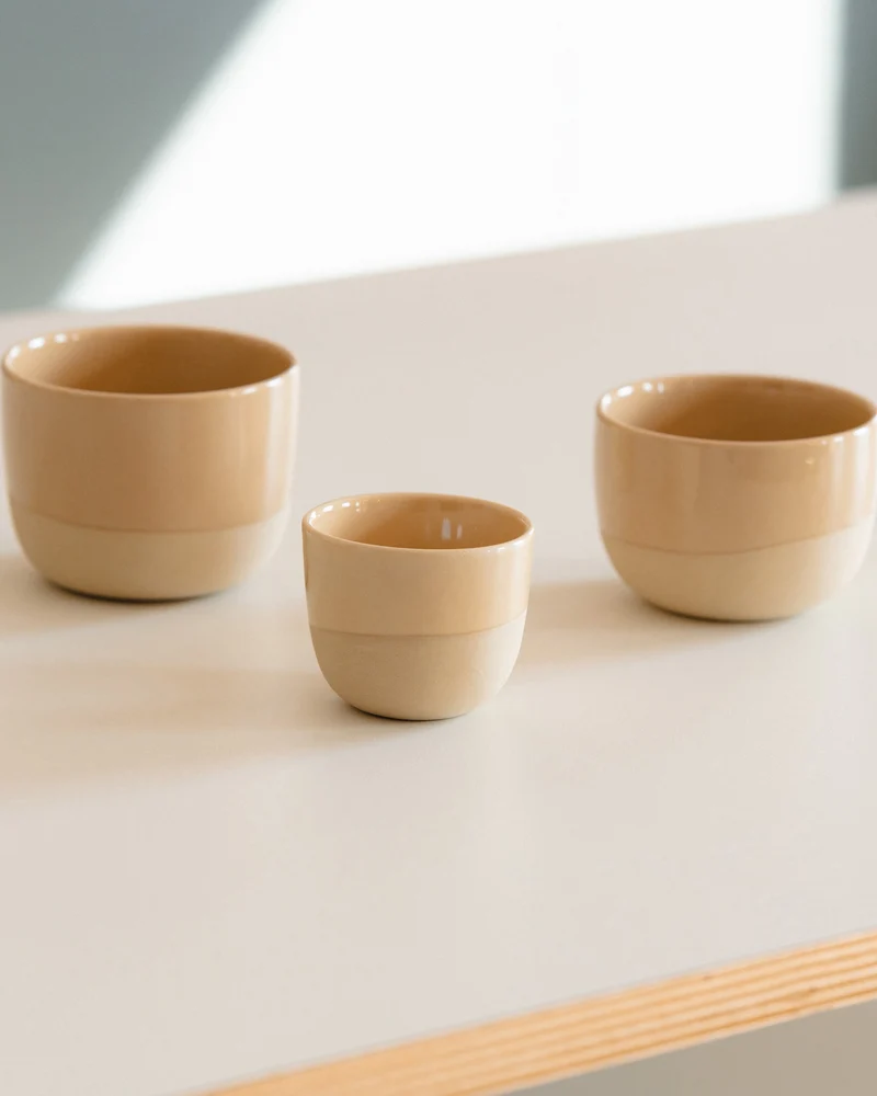 Latte Tasse – Half Glazed