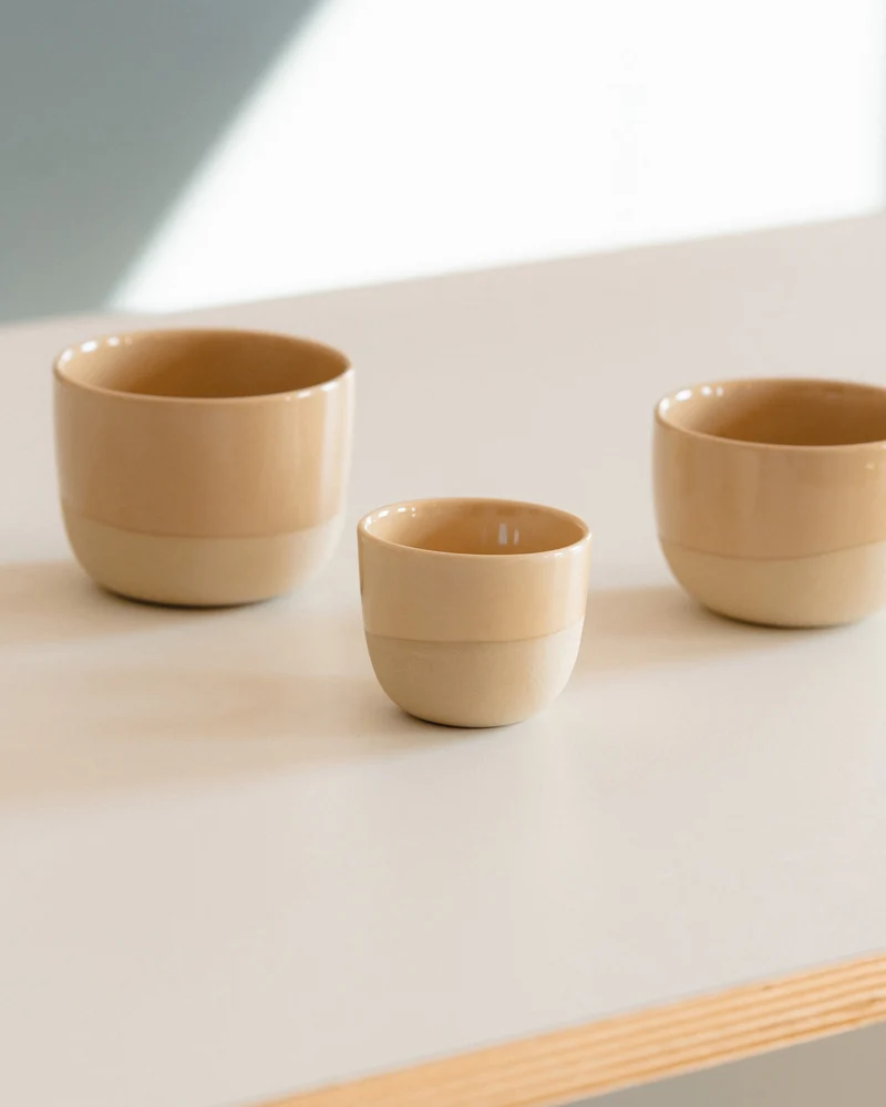 Cappuccino Tasse – Half Glazed