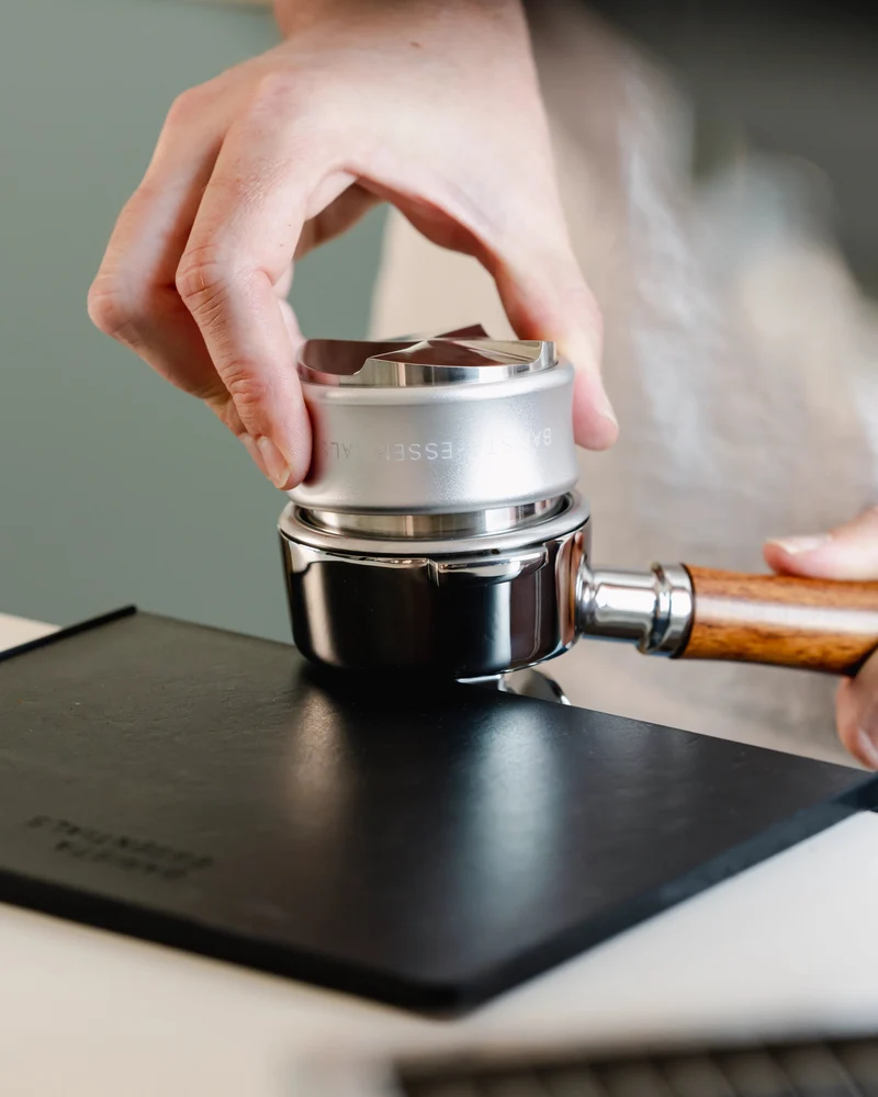 Tamper & Leveler 2 in 1