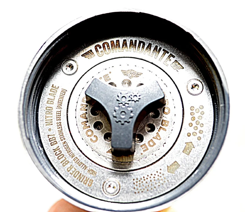 Comandante C40 MK4 Nitro Blade – Handmühle