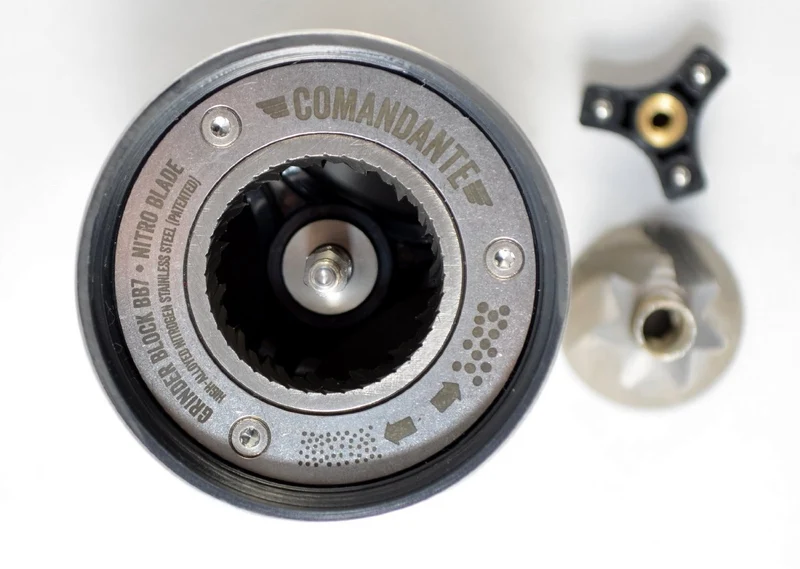Comandante C40 MK4 Nitro Blade – Handmühle