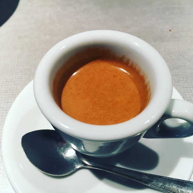 50/50 Espresso – kräftiger Blend für ausgewogenen Kaffeegenuss