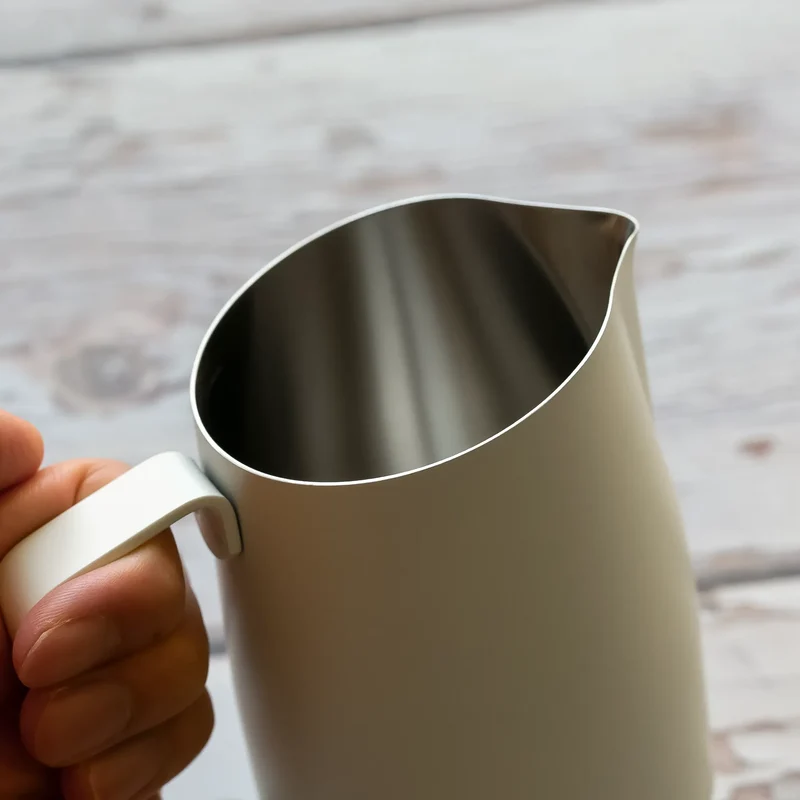 #07 Sharp Spout Pitcher