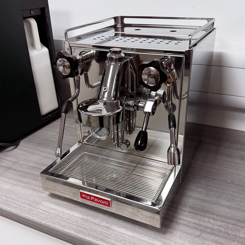 Showroom Model La Pavoni Cellini Classic Espresso Machine - LPSCCC01UK
