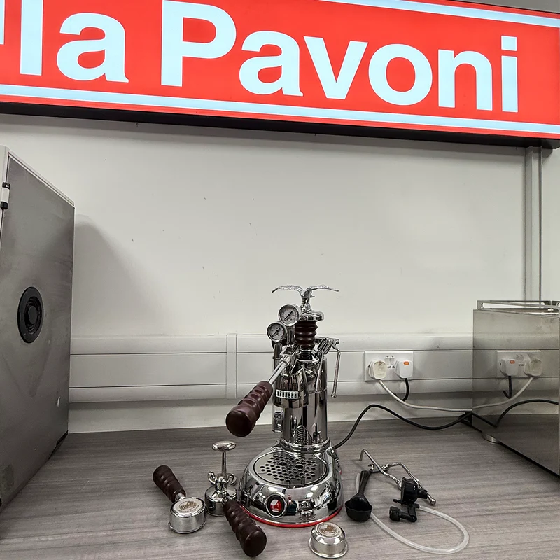 EX DEMO La Pavoni Lever Esperto Abile (Chrome) 240v - LPLESA01UK
