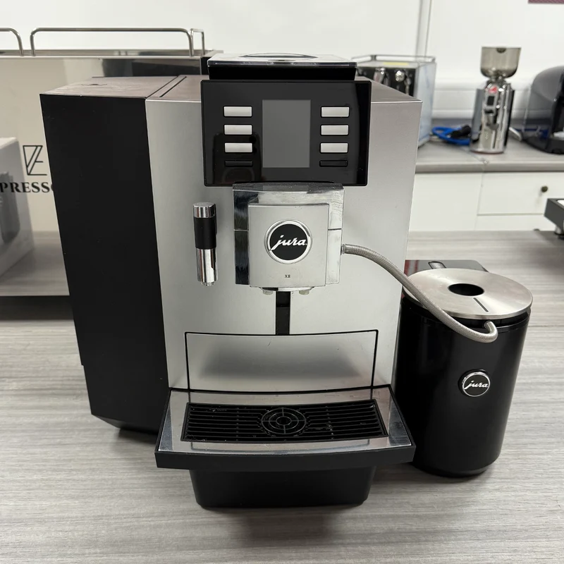 Refurbished Jura X8 Professional Coffee Machine & Cool Control Milk Cooler Bundle