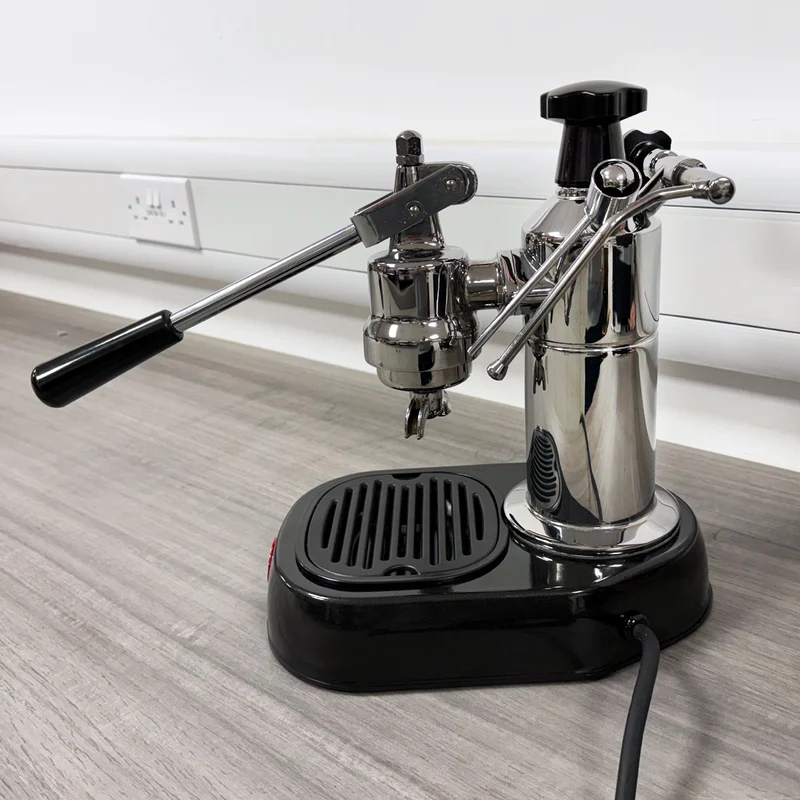 REFURBISHED La Pavoni Europiccola (black base black handles) 220v - LPLENQ01UK