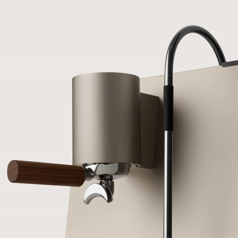 LIGRE youn silver-beige mit Walnut Zubehör
