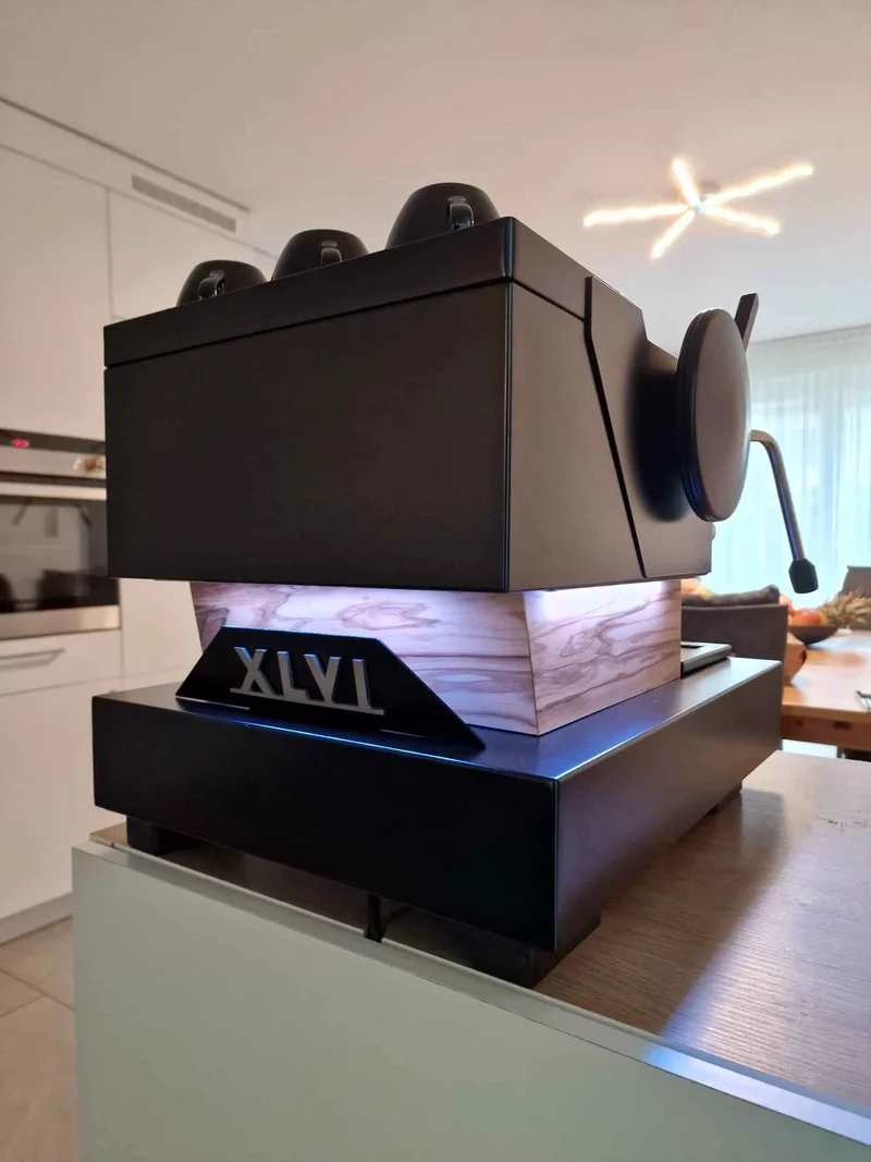 XLVI STH9 1gr