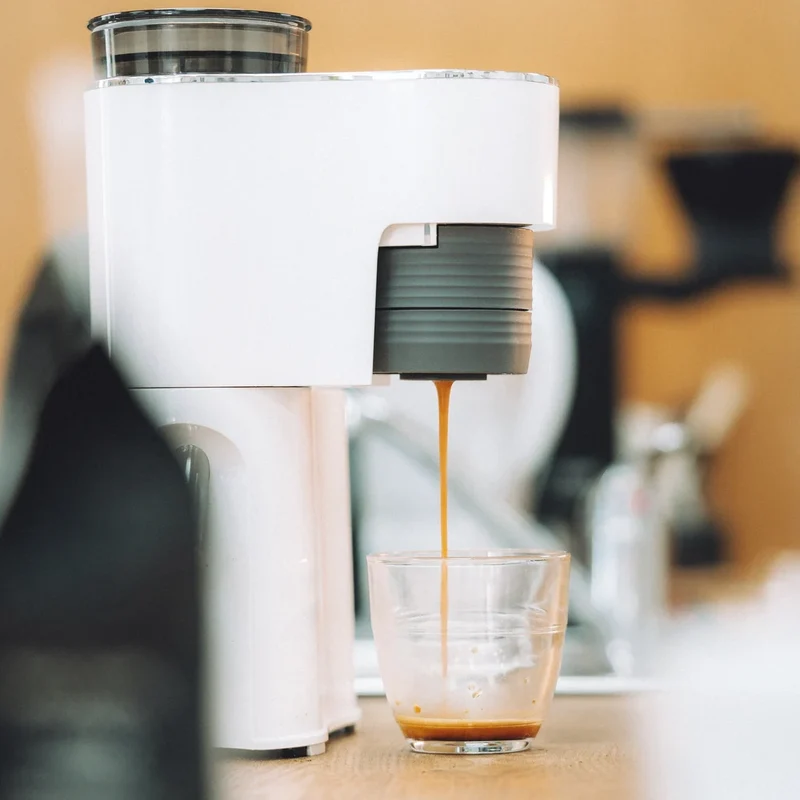 Bonavita Voyager Mini Espresso Machine – White