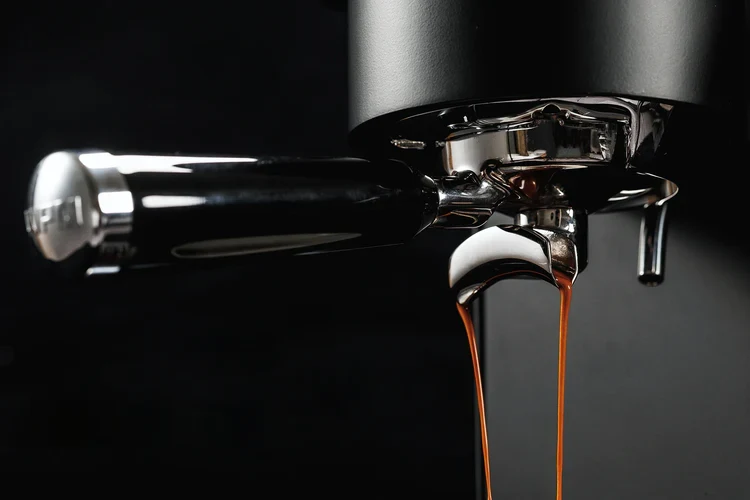 WPM PRIMUS Espresso Maschine - black & silver LAGERND