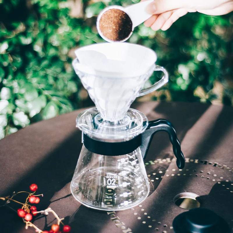 Hario V60 Coffee Dripper and Server Set 02 - Black