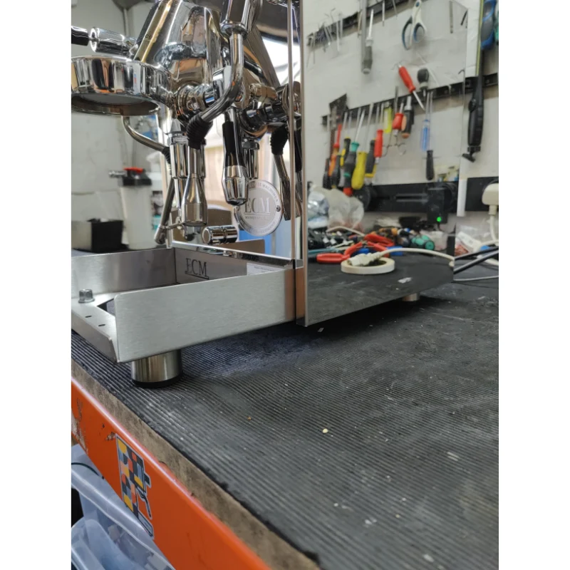 ECM Mechanika Max Espresso Machine - Dual Circuit -Refurbished. Never used.