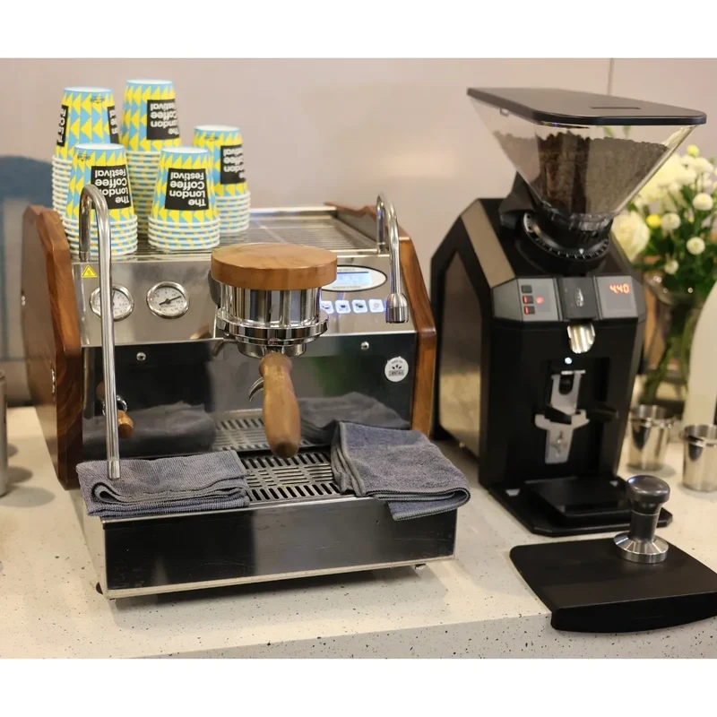 La Marzocco GS3 AV Espresso Machine + Jay Espresso Grinder Home Bundle Kit