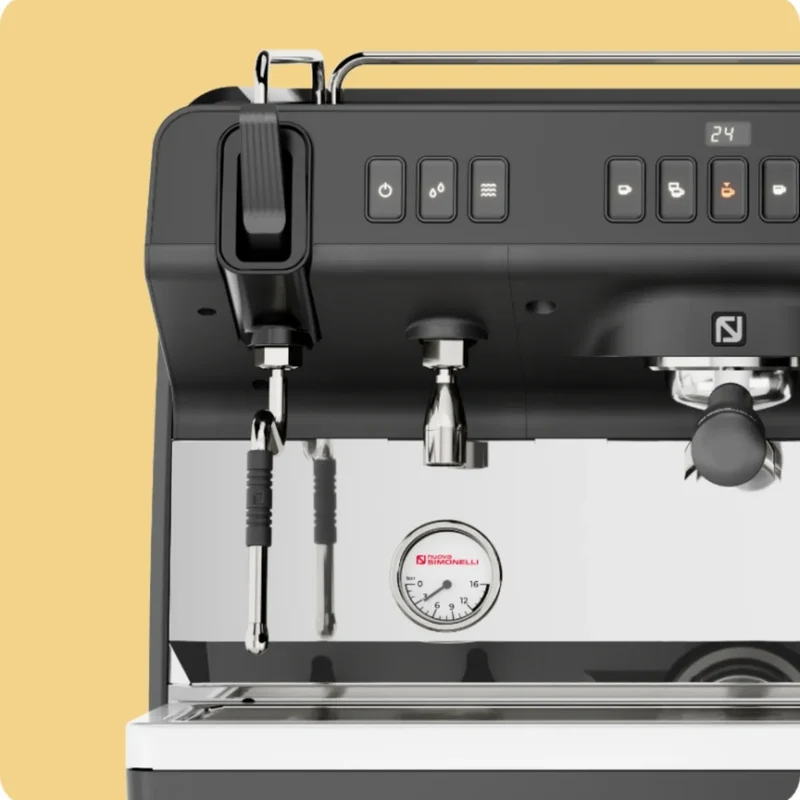Nuova Simonelli Appia Viva Standard Espresso Machine - SIS, E-Milk Technology