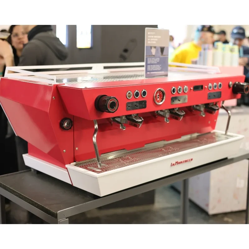 La Marzocco KB90 Espresso Machine - 13.6L Boiler Capacity, Dual PID
