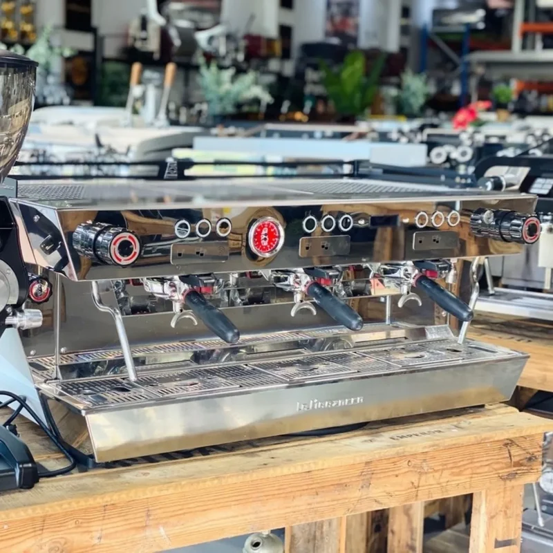 La Marzocco KB90 Espresso Machine - 13.6L Boiler Capacity, Dual PID