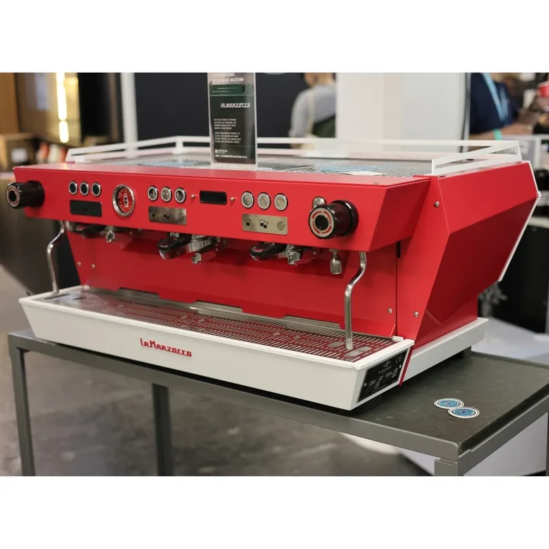 La Marzocco KB90 Espresso Machine - 13.6L Boiler Capacity, Dual PID