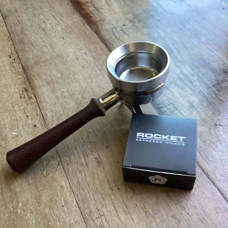 Rocket Magnetic Dosing Funnel