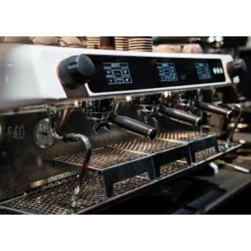 La Cimbali M40 Professional Espresso Machine - High-Volume Eco-Smart Thermal System