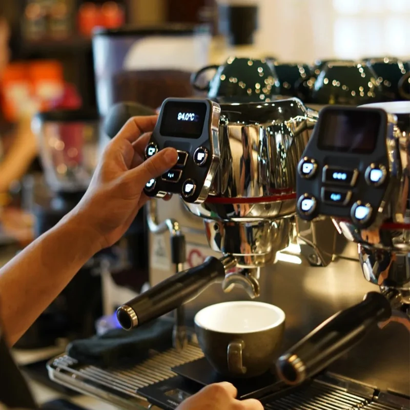 La Cimbali M200 Espresso Machine - Smart Boiler System & Cold Touch Steam Wand