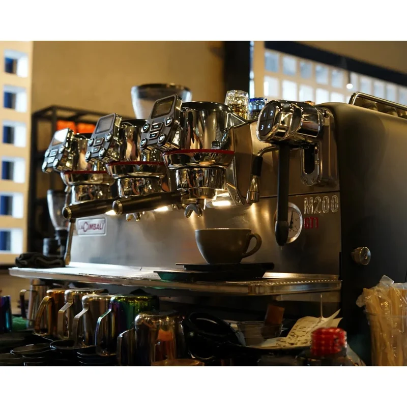 La Cimbali M200 Espresso Machine - Smart Boiler System & Cold Touch Steam Wand