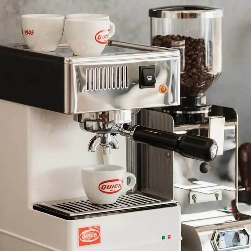 Quick Mill 820 Stretta Espresso Machine - Thermoblock Technology