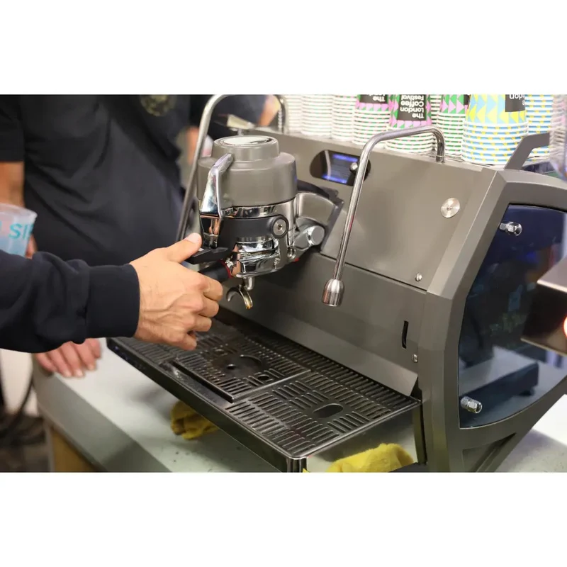 La Marzocco Strada X 1 Group Espresso Machine - Insulated Boiler + ABR Scales