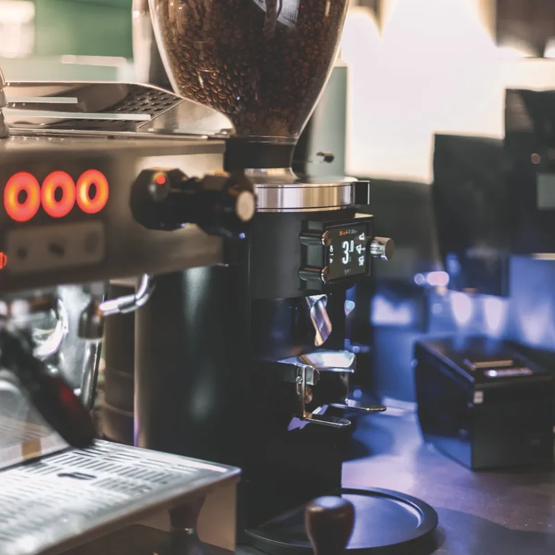 La Marzocco Linea PB S 2 Group Espresso Machine + Mahlkonig E80W GBS Grinder - Commercial Bundle Kit