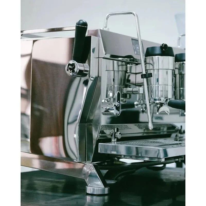 Rocket R9V 2 Group Coffee Machine + Bentwood H75 Coffee Grinder - Commercial Bundle Kit