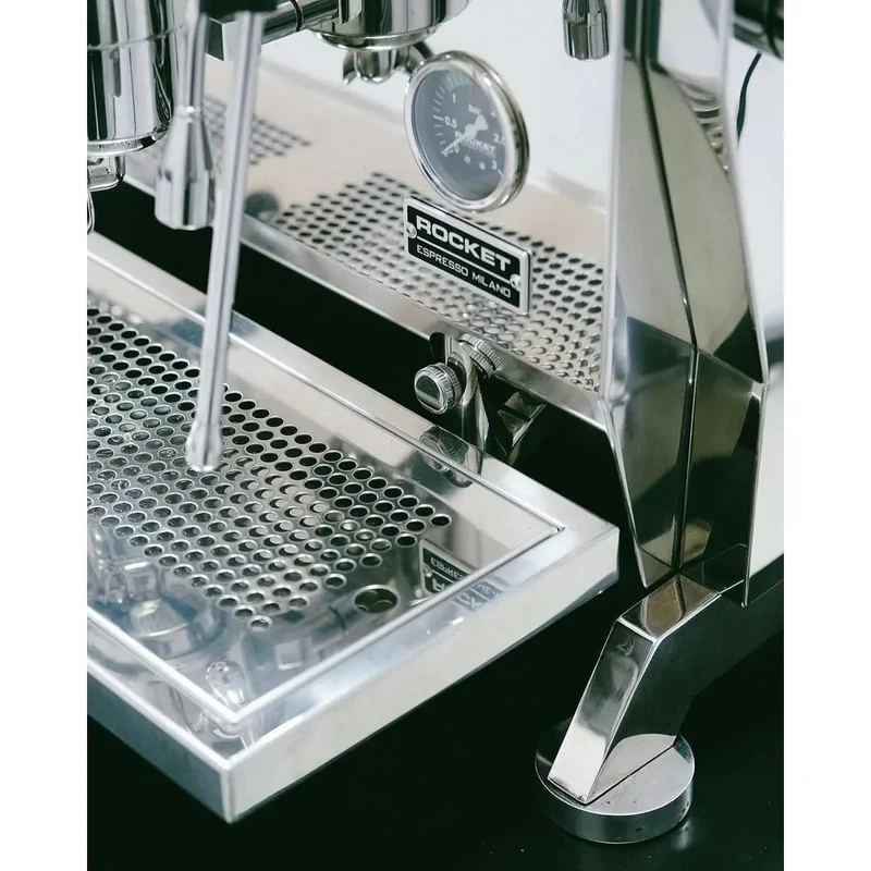 Rocket R9V 2 Group Coffee Machine + Bentwood H75 Coffee Grinder - Commercial Bundle Kit