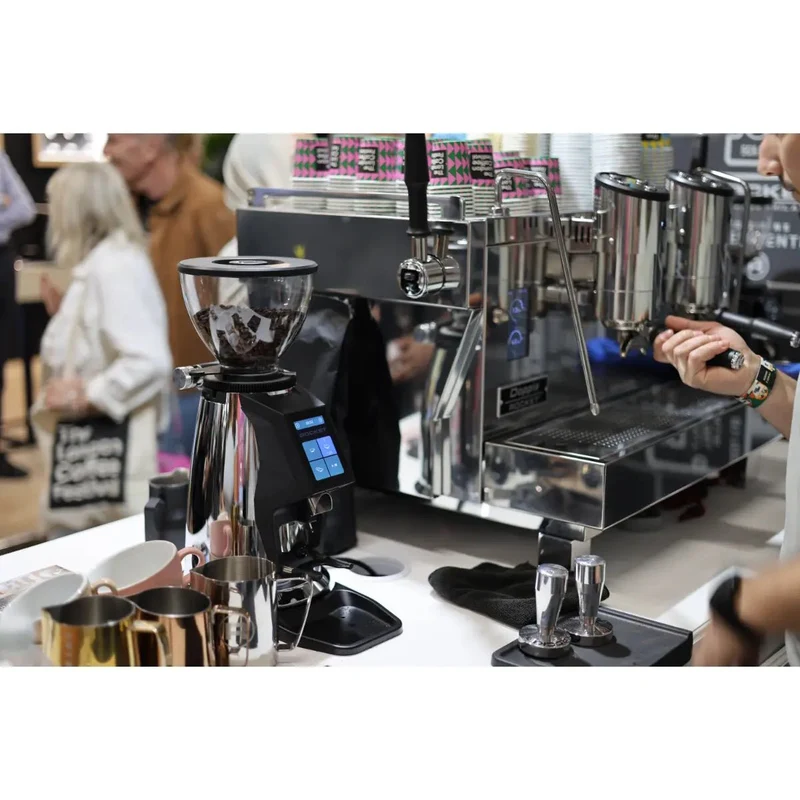 Rocket RE Doppia Commercial Coffee Machine - Dual Boiler