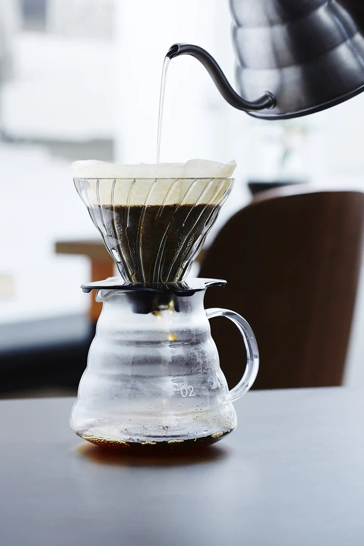 Hario V60 Glass Coffee Dripper 02