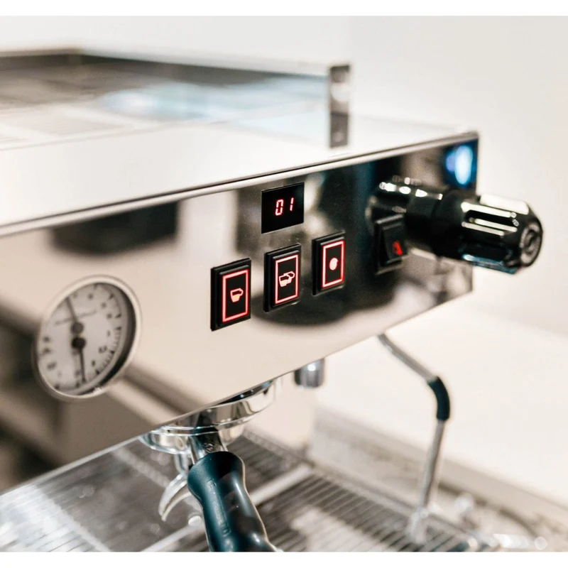 La Marzocco Linea Classic S Espresso Machine: 1-3 group AV Dual Boiler & Dual PID Technology