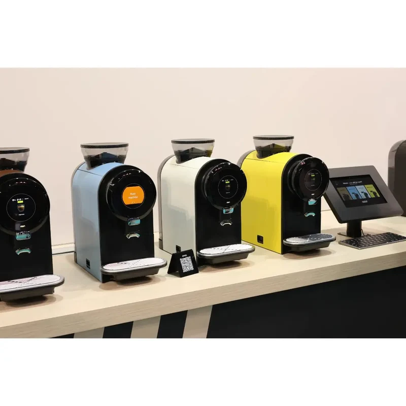 Bravilor SPRSO Bean to Cup Espresso Machine + Milk Cooler