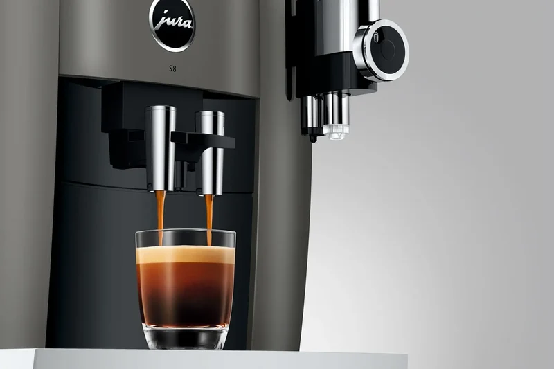 JURA S8 (EB) Kaffeevollautomat mit 7 Jahre Garantie